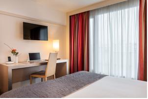 Hotel Holiday Inn Paris Montparnasse Pasteur : photos des chambres