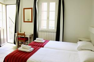 Hotel Auberge Le Romarin : photos des chambres