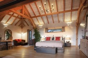 Chambres d'hotes/B&B Cabane de Prestige avec Jacuzzi et Sauna privatifs : photos des chambres