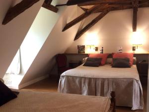 Hebergement Chateau Villa de Luxe pres Bergerac 16 p : photos des chambres