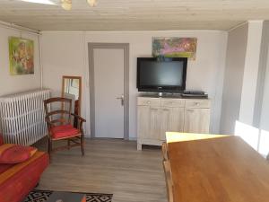 Hebergement Appartement en Chalet a La Feclaz en Savoie, Alpes. : photos des chambres
