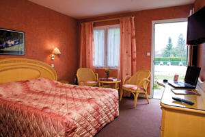 Logis Hotel du Pont Neuf : photos des chambres