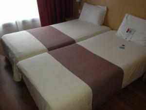 Hotel ibis Sarcelles : Chambre Quadruple