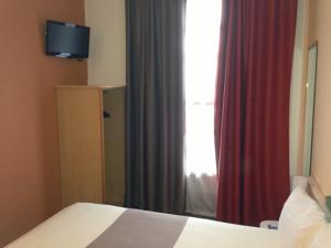 Hotel ibis Sarcelles : photos des chambres