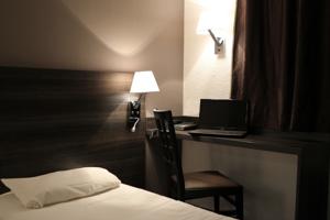 Hotel balladins Geneve / St-Genis Pouilly : Chambre Double 