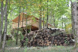 Hebergement Camping Glamping Terre Rouge : photos des chambres