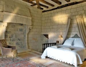 Hebergement Chateau De Charge : photos des chambres
