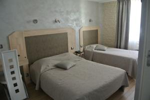 Hotel La Glycine : photos des chambres