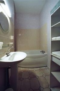Hotel des Iles : photos des chambres