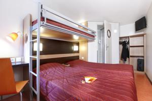 Hotel Premiere Classe Bourges : Chambre Triple