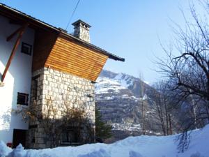 Hebergement Le Chalet des Alpes du Sud : Maison 3 Chambres
