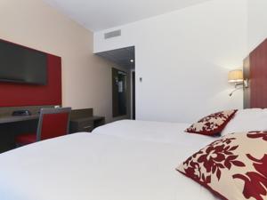 Hotel Kyriad Plaisir St Quentin en Yvelines : photos des chambres
