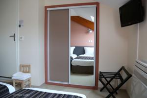 Fasthotel Le Rale Des Genets : photos des chambres