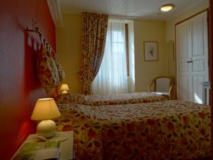 Hotel Auberge de La Chaloire : photos des chambres