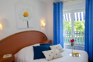 Logis Hotel du Lac de la Madine : Chambre Double Supérieure avec Balcon