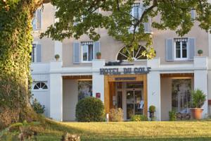 Hotel du Golf Le Lodge : Chambre Double avec vue sur le Parcours de Golf et la Piscine 