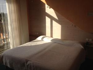 Hotel Parenthese : Chambre Double Standard avec Balcon 