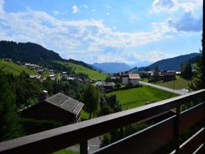 Appartement Rental Apartment Blanche Neige II - Le Grand-Bornand : photos des chambres