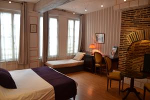 Brit Hotel Comtes De Champagne Centre Historique : photos des chambres