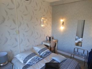 Hotel Logis Le Printemps - Montelimar : photos des chambres