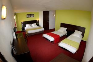 Hotel Kyriad Design Enzo Montlucon - Saint Victor : photos des chambres
