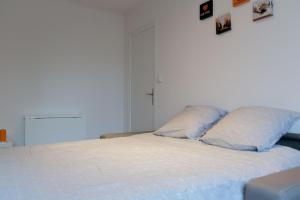 Appartement Sweet Home Dijon-Arquebuse : photos des chambres