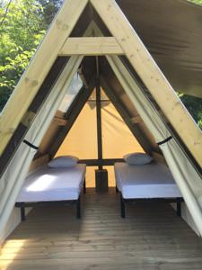 Hebergement Camping Calme et Nature : photos des chambres