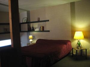 Appartement Duplex Carreyrou : photos des chambres