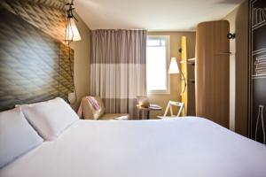 Hotel ibis Saint-Denis Stade Sud : Chambre Standard avec 1 Lit Double et 1 Lit Simple