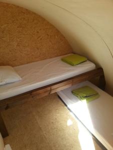 Hebergement Camping de Saint-Urcize : photos des chambres