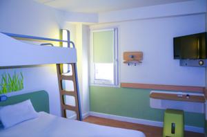 Hotel Ibis Budget Versailles Coignieres : photos des chambres