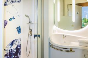 Hotel ibis budget Saint Quentin Yvelines - Velodrome : Chambre Double 