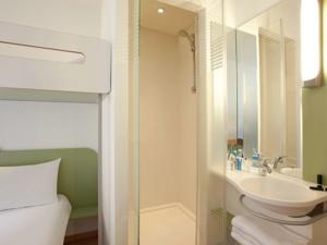 Hotel ibis budget Biarritz Anglet : photos des chambres
