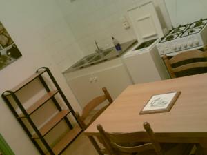 Appartements Meubles Et Equipes : photos des chambres