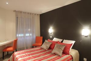 Hotel Hostellerie Saint Germain : Chambre Double Confort avec Douche