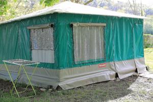 Hebergement camping de la vallee du doux : photos des chambres