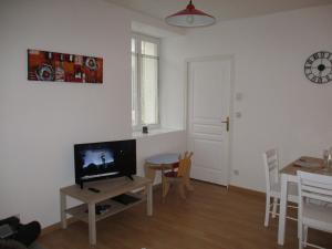 Appartement A Epernay : photos des chambres