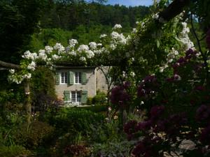 Hebergement Moulin de charme au jardin : photos des chambres