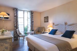 Hotel The Originals Aux Vieux Remparts (ex Relais du Silence) : photos des chambres
