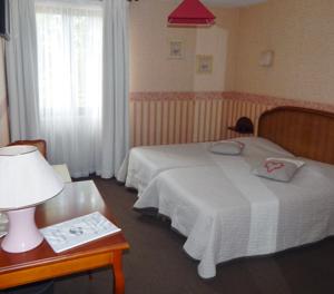 Hotel Restaurant Le Cygne : photos des chambres