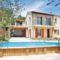 Hebergement Holiday home Vallabrix with Outdoor Swimming Pool 405 : photos des chambres