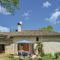 Hebergement Two-Bedroom Holiday Home in Verfeil sur Seye : photos des chambres
