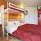 Hotel Premiere Classe Paris Ouest - Nanterre - La Defense : photos des chambres