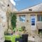 Hebergement Two-Bedroom Holiday Home in Sauzet : photos des chambres