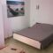 appartement independant en RDC a 50 m des thermes : photos des chambres