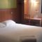 Brit Hotel Confort Rouen Centre : photos des chambres