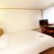 Hotel Campanile Cherbourg-Laglacerie : photos des chambres