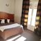 Hotel Logis Les Charmilles : photos des chambres