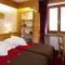 Hotel Logis La Croix-Saint-Maurice : photos des chambres
