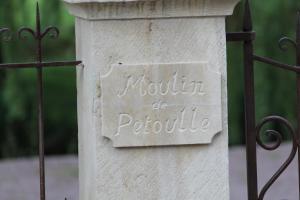 Hebergement Moulin De Petoulle : photos des chambres